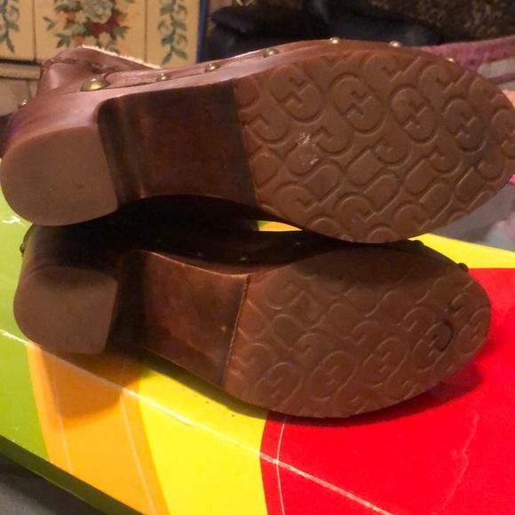 Ugg Boots - Picture 4 of 6